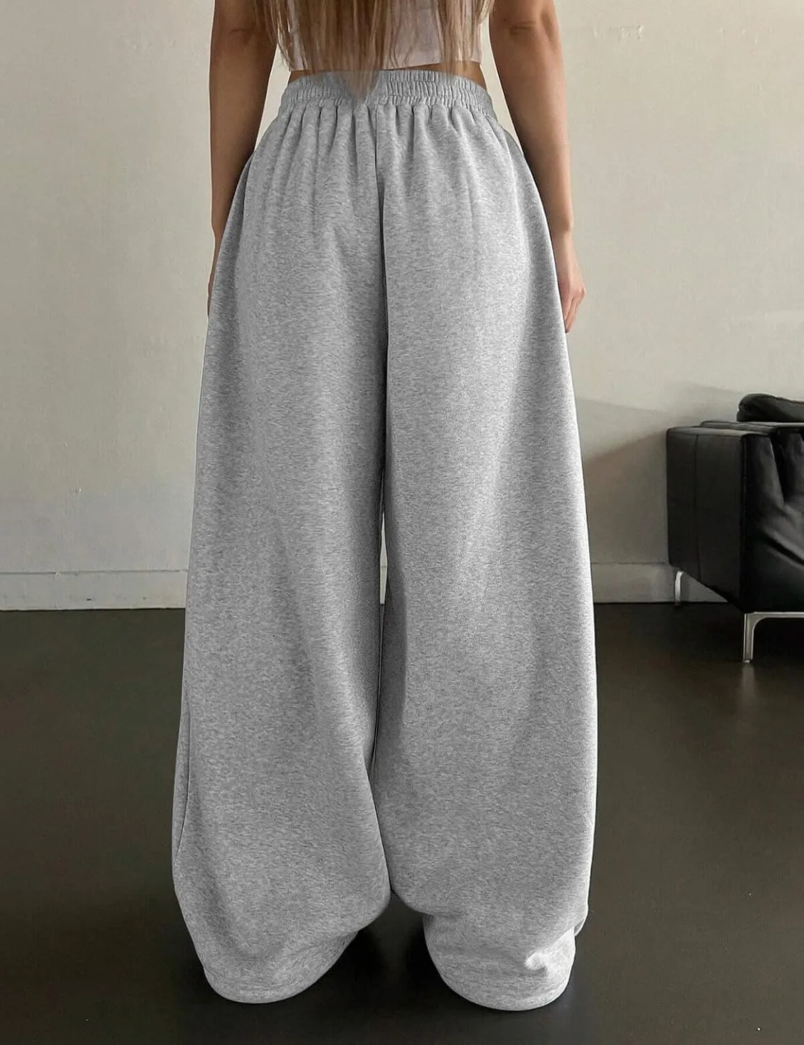 HeSaYep Fleece Lined Sweatpants for Women Winter Warm Wide Leg Drawstring Cuffs Baggy Sweat Pants with Pockets